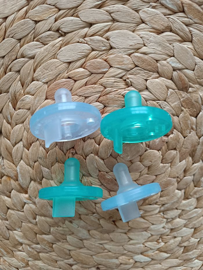 🌼 Lot Tétine avent - 0/6 mois 🌼 - photo numéro 3