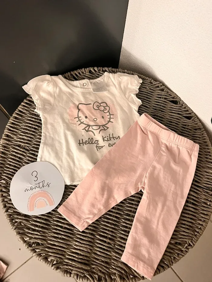 Ensemble été 3 mois hello kitty
