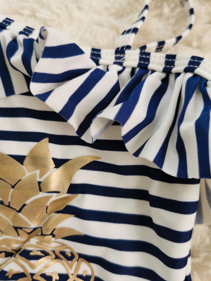 Maillot de bain 1 pièce rayé bleu marine et blanc 1 ananas doré enfant fille Miss culture sud 2 ans