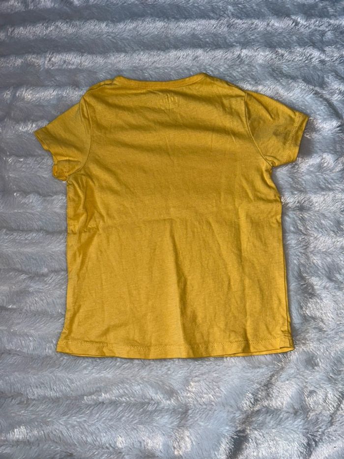 T-shirt jaune - photo numéro 2