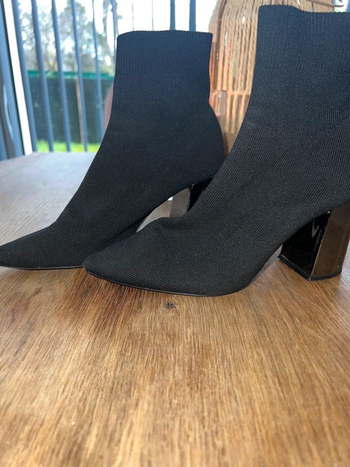 Bottines chaussettes stradivarius 37 🌸 - photo numéro 2