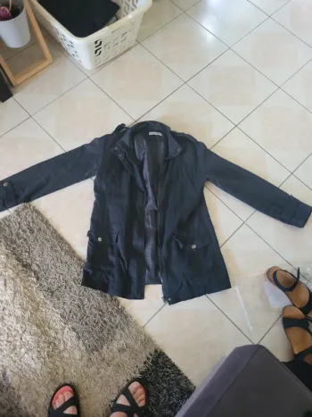 Jolie veste légère taille 38