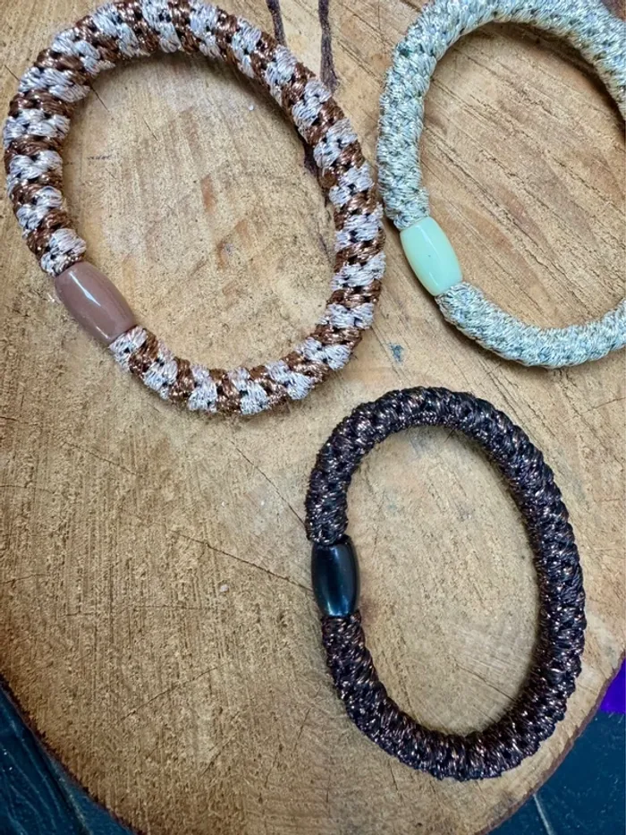 Lot de 3 élastiques à cheveux ou bracelets élastiques à vous de voir  ? - photo numéro 3