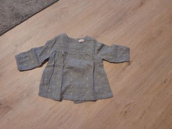 Tunique grise et doree