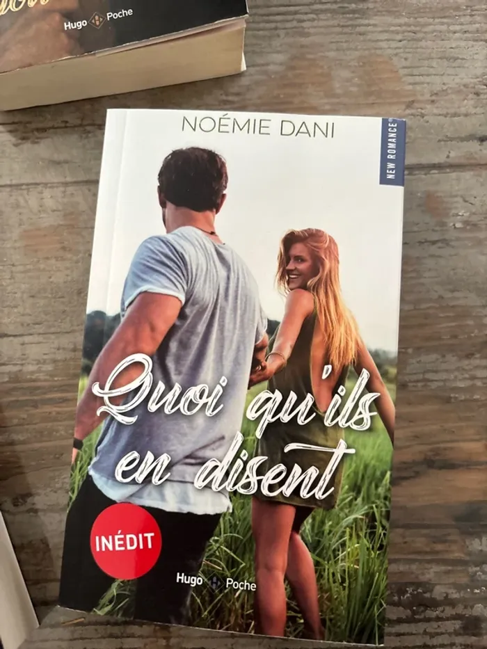 Lot 4 livres de poches - photo numéro 3