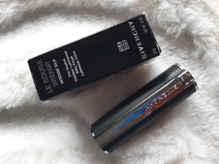 Le Rouge Interdit Intense Slik