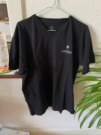 Teeshirt noir René Furterer