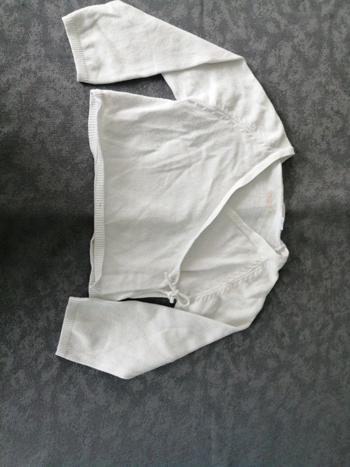 Gilet cache cœur blanc