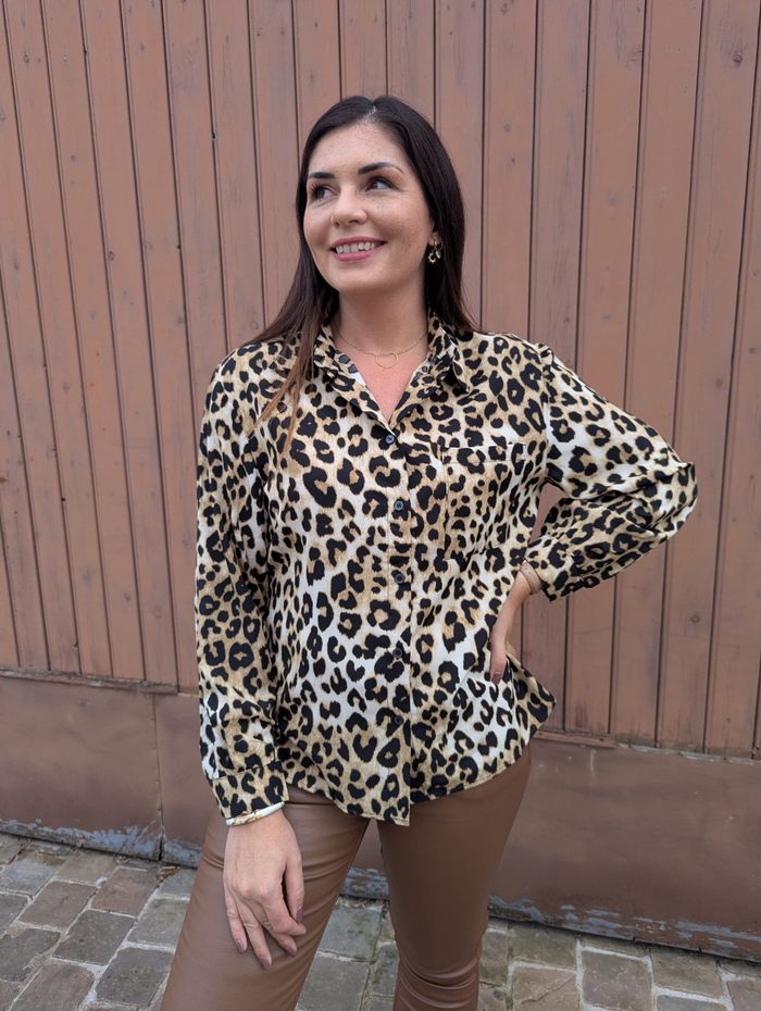 Chemise fluide oversize Léopard
Taille M/L - photo numéro 3