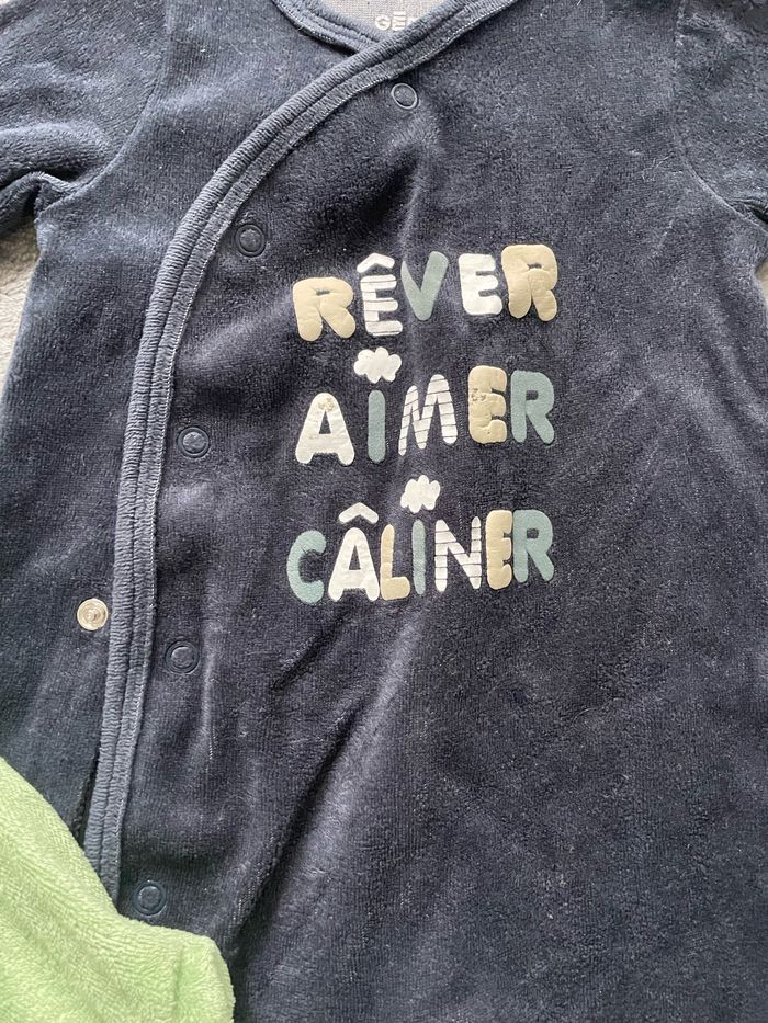 Pyjamas 3 mois - photo numéro 4