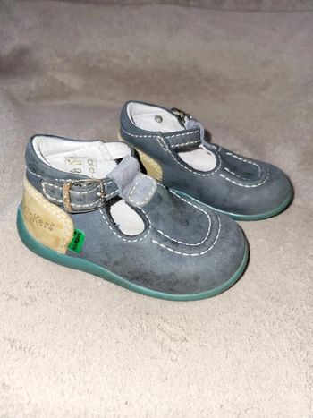 Chaussures sandales bébé 21 Kickers