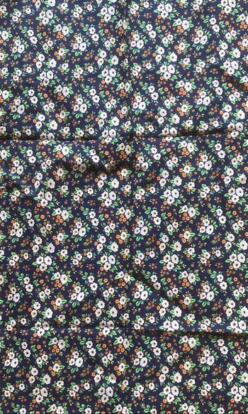 Tissu imprimé à fleurs
