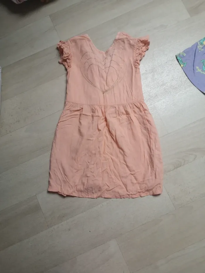 Lot robe d'été 8ans - photo numéro 5