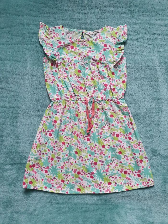 Très jolie robe 8 ans