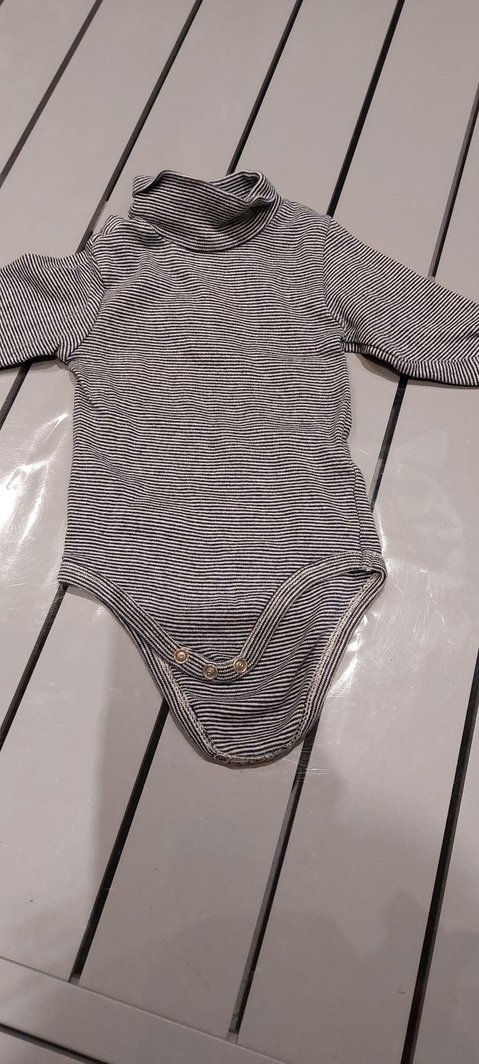 Lot de 2 bodys 6 mois - photo numéro 3