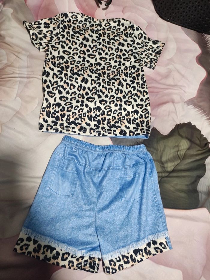 Ensemble été short et t-shirt 18/24 mois - photo numéro 5