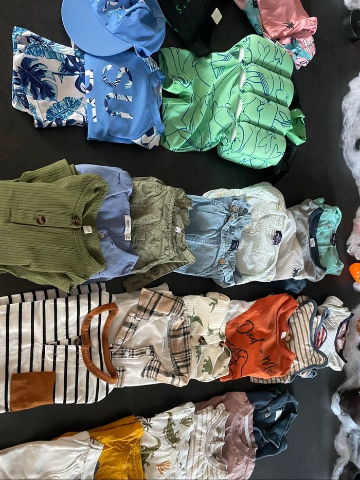 Lot  vêtements  12 mois - photo numéro 2