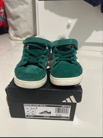 Basket adidas taille 26