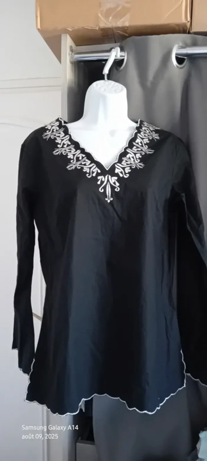 Tunique longue manches longues en coton esprit oriental avec broderies noir femme 38/40 lily rose