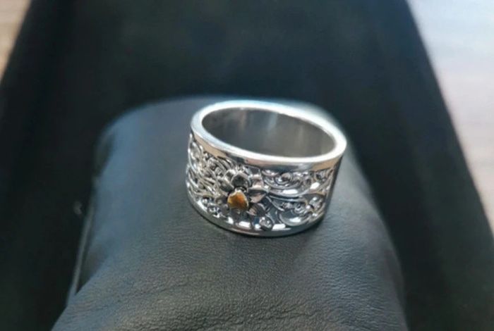 Bague femme motifs fleur T10