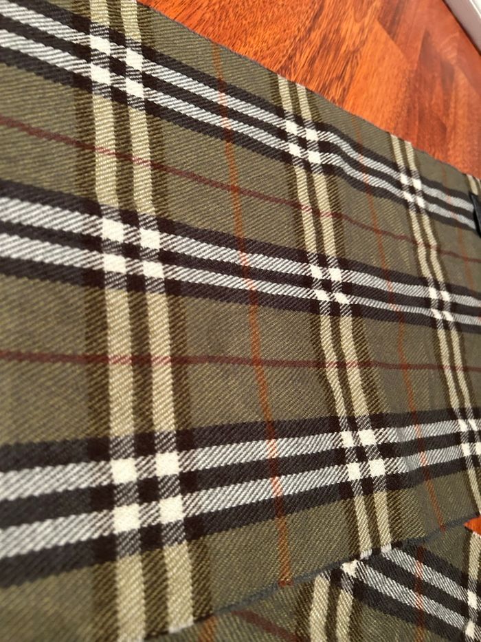 Écharpe Burberry - photo numéro 2