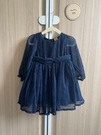 Magnifique robe bébé fille taille 12mois collection prenium 