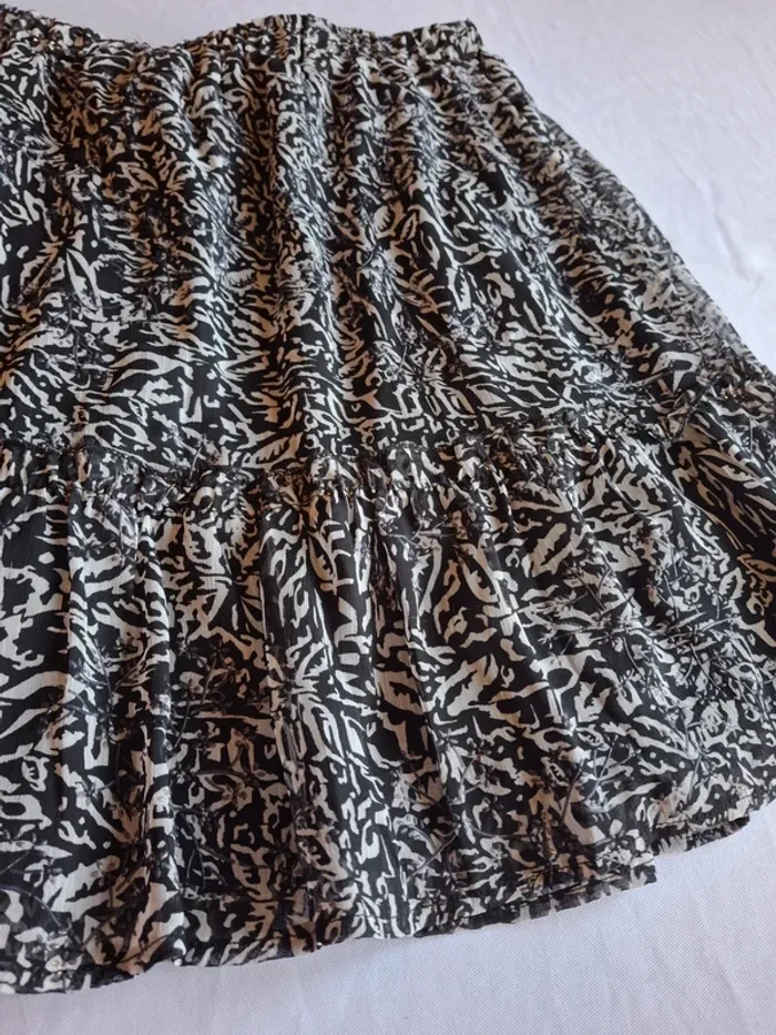 Jupe courte légère femme taille 40 - photo numéro 4
