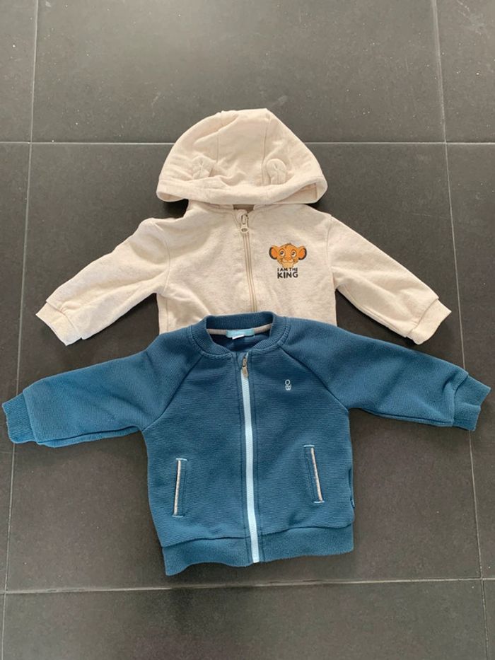Lot gilets garçons 12 mois