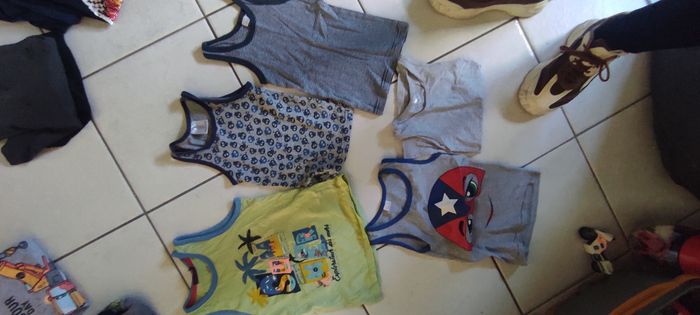 Gros lots vêtements enfants 47 articles 4 ans - photo numéro 10