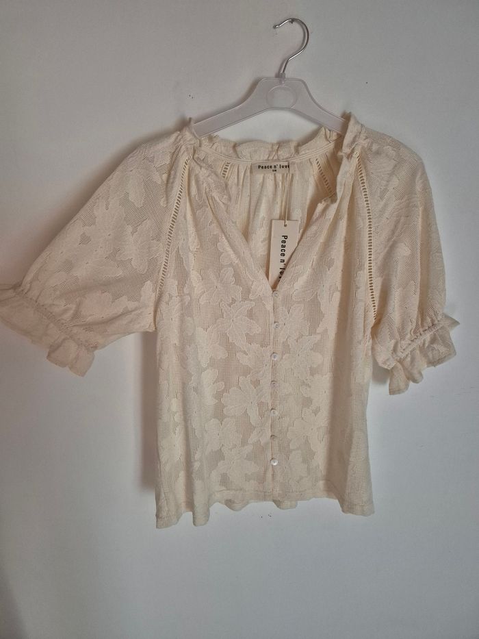 Blouse en broderie - photo numéro 1
