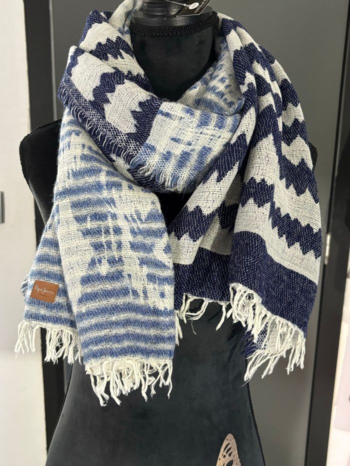 Écharpe pépé jeans - photo numéro 2