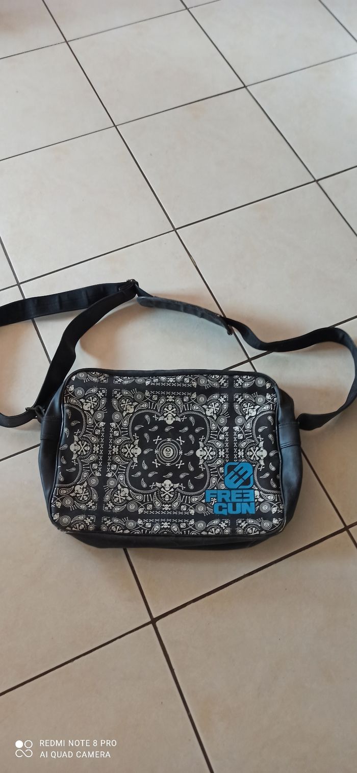 Sac bandouliere freegun