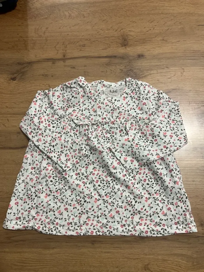 Lot vêtements 24 mois - photo numéro 8