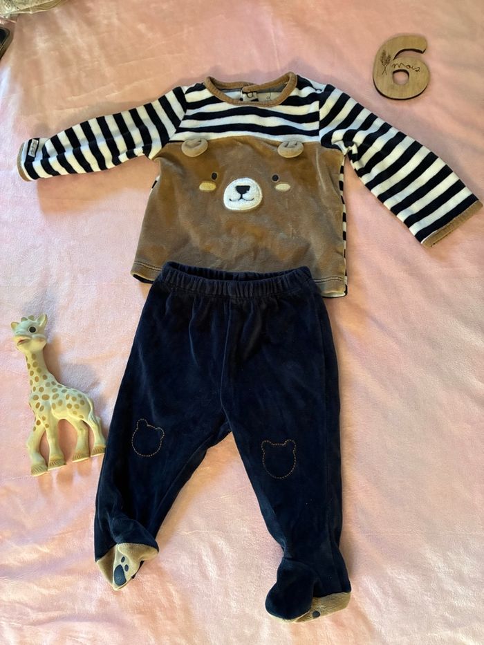 Lot pyjamas 6 mois - photo numéro 5