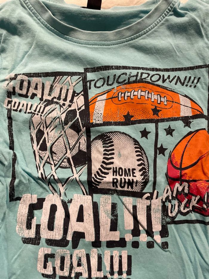 Lot de 2 t shirt 4 ans - photo numéro 2