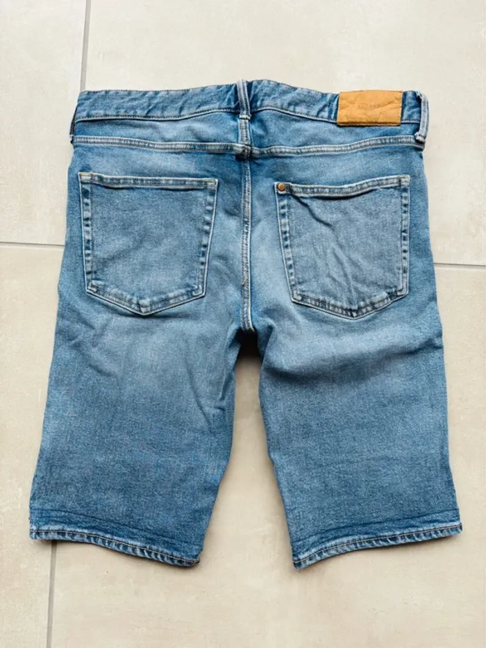 Short en jeans homme bleu H&M - photo numéro 3