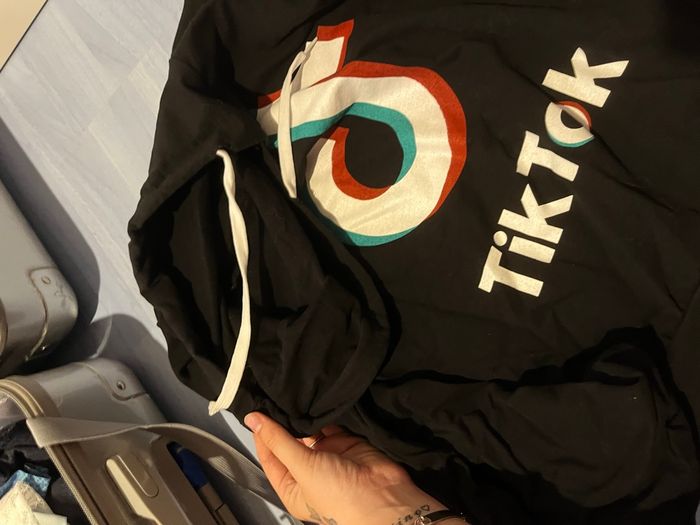 Pull tik tok - photo numéro 2