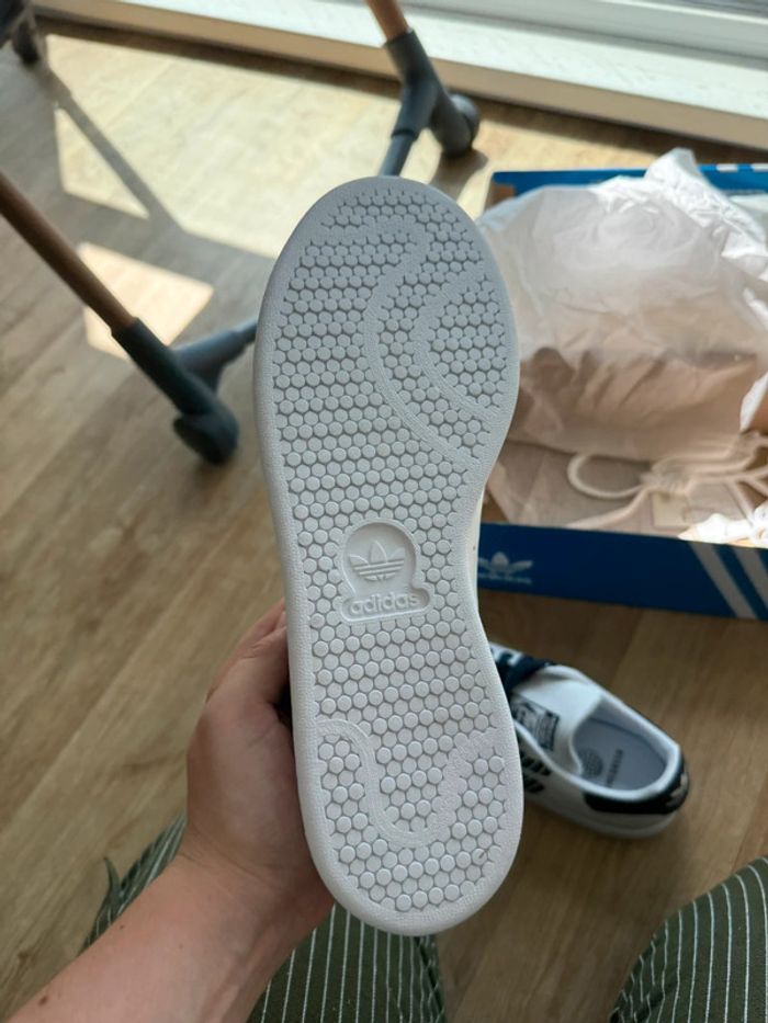 Stan smith bleu et blanche Renault r5 adidas - photo numéro 15