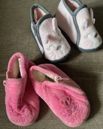 2 paires de chaussons