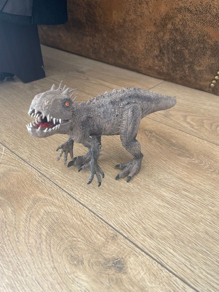 Lot 7 dinosaures 🦖 - photo numéro 2