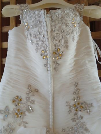 Bonjour vend robe de marié taille 44
