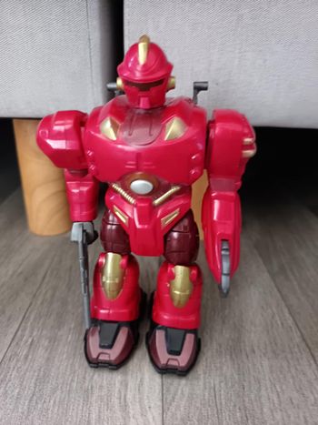 Robot Super Héros 18 cm