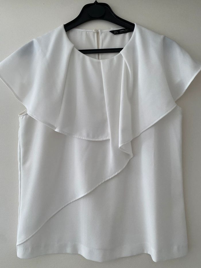 Blouse volants blanc Zara 38 🤍 - photo numéro 1