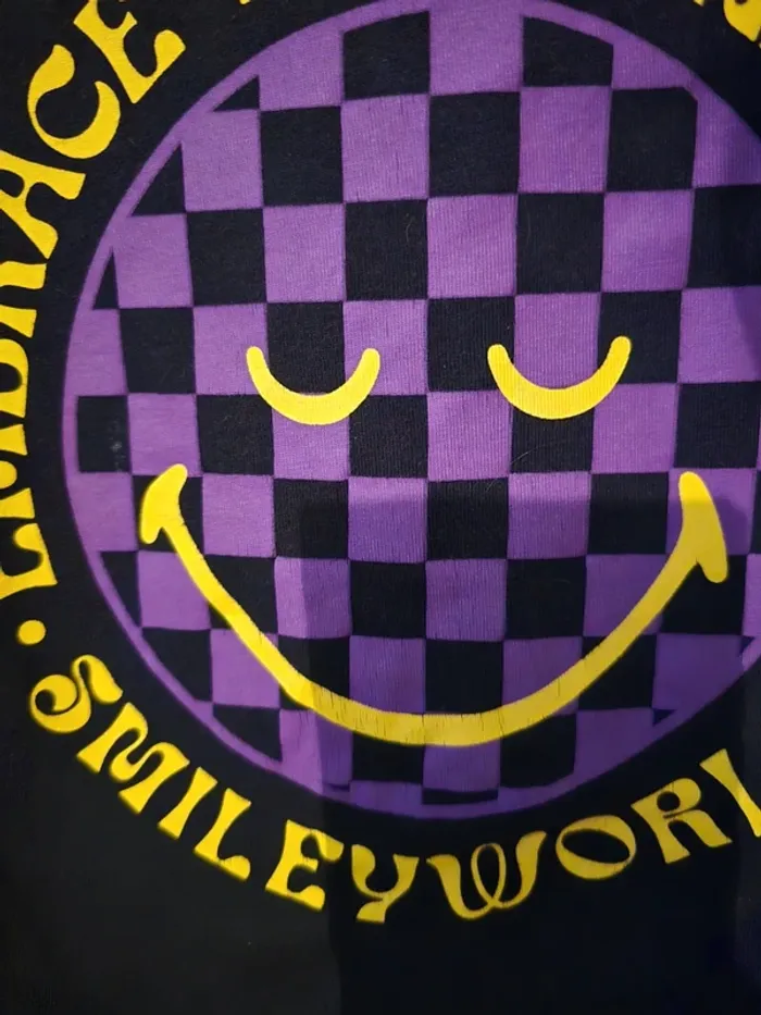 Tee-shirt Smiley damier - photo numéro 2