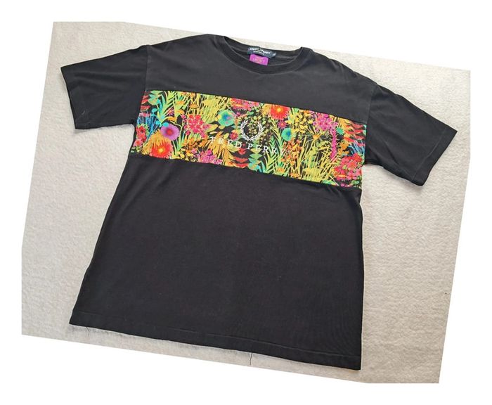 T-shirt Fred Perry, édition limitée tailles M