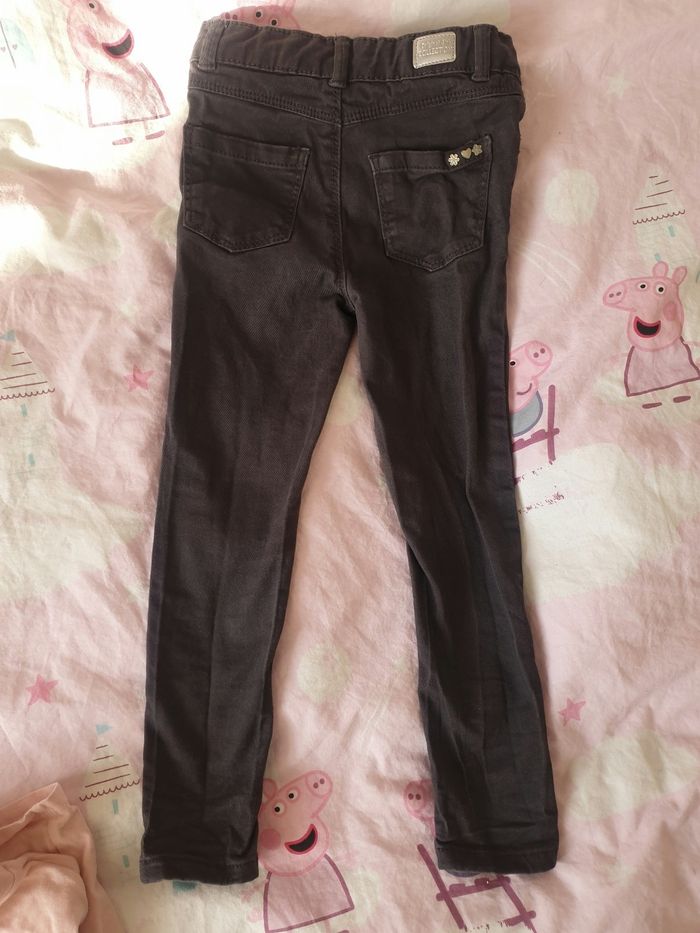 Slim gris foncé 4 ans - photo numéro 2