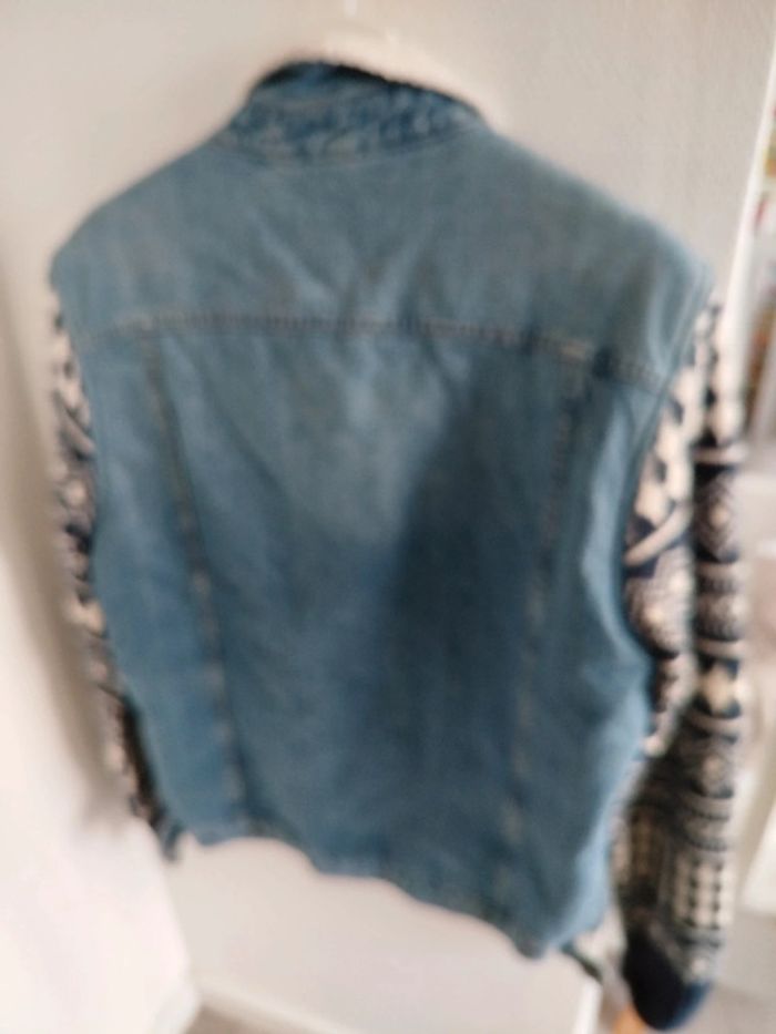 Veste en jean Bershka avec manches en maille – Taille M - photo numéro 3