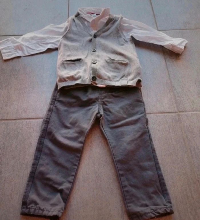 Ensemble chemise et pantalon chic bébé garçon 18mois comme NEUF