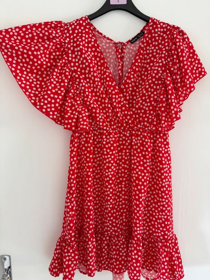 Robe d’été rouge à volant / Taille M - photo numéro 4