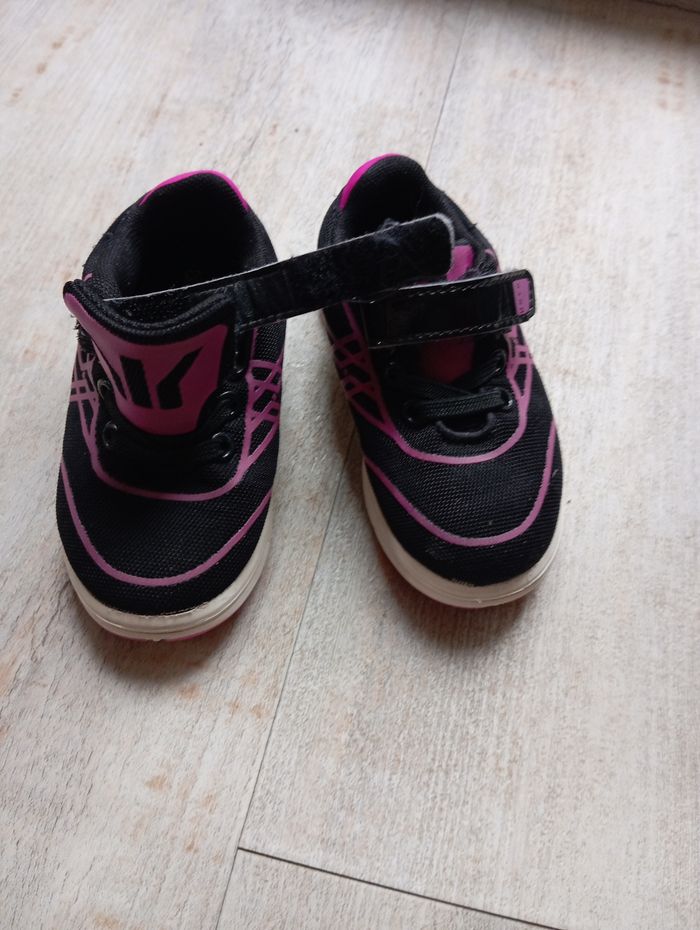 Basket UNIK taille 23